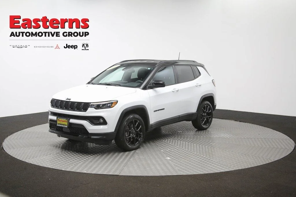 Certified Used 2023 White Jeep Latitude image 59