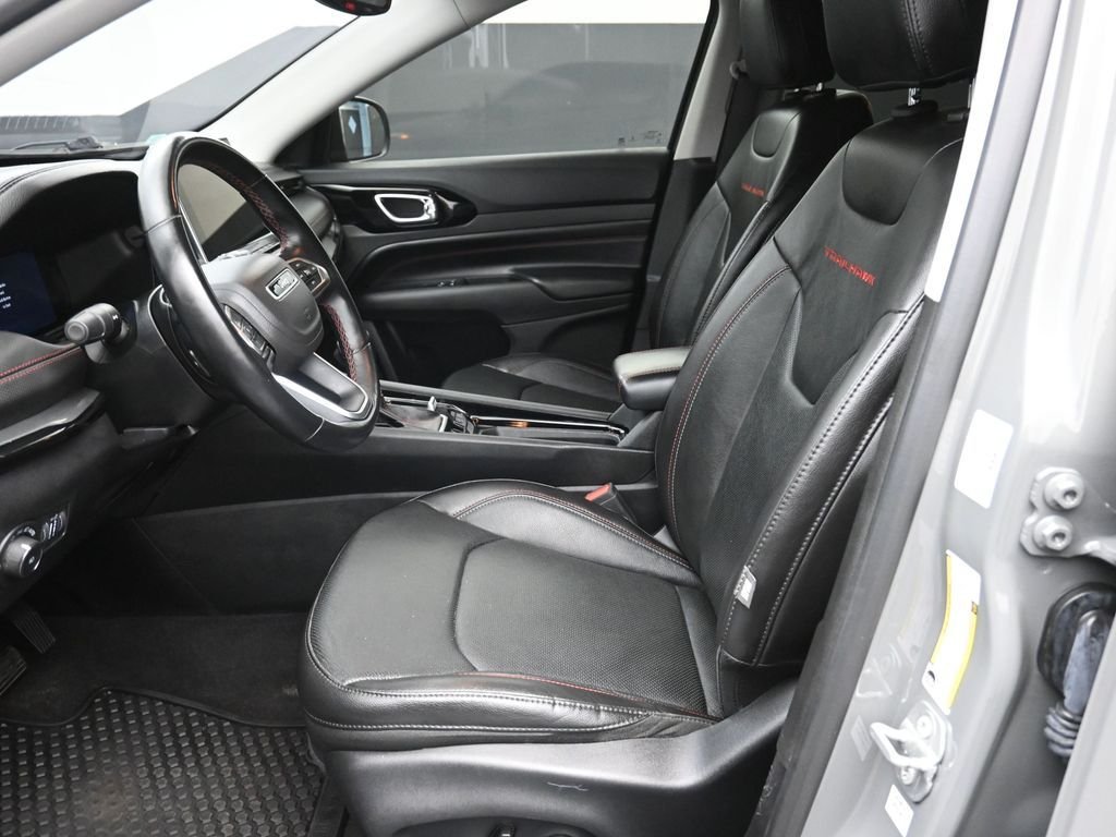 Used 2022 Gray Jeep Trailhawk image 21