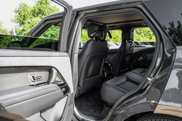 New 2026  Land Rover SE image 49