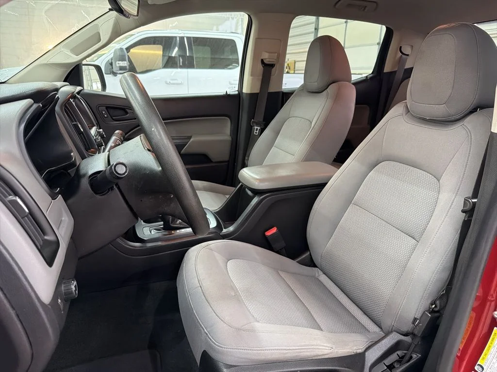 Used 2016 Red Chevrolet Work Truck image 29