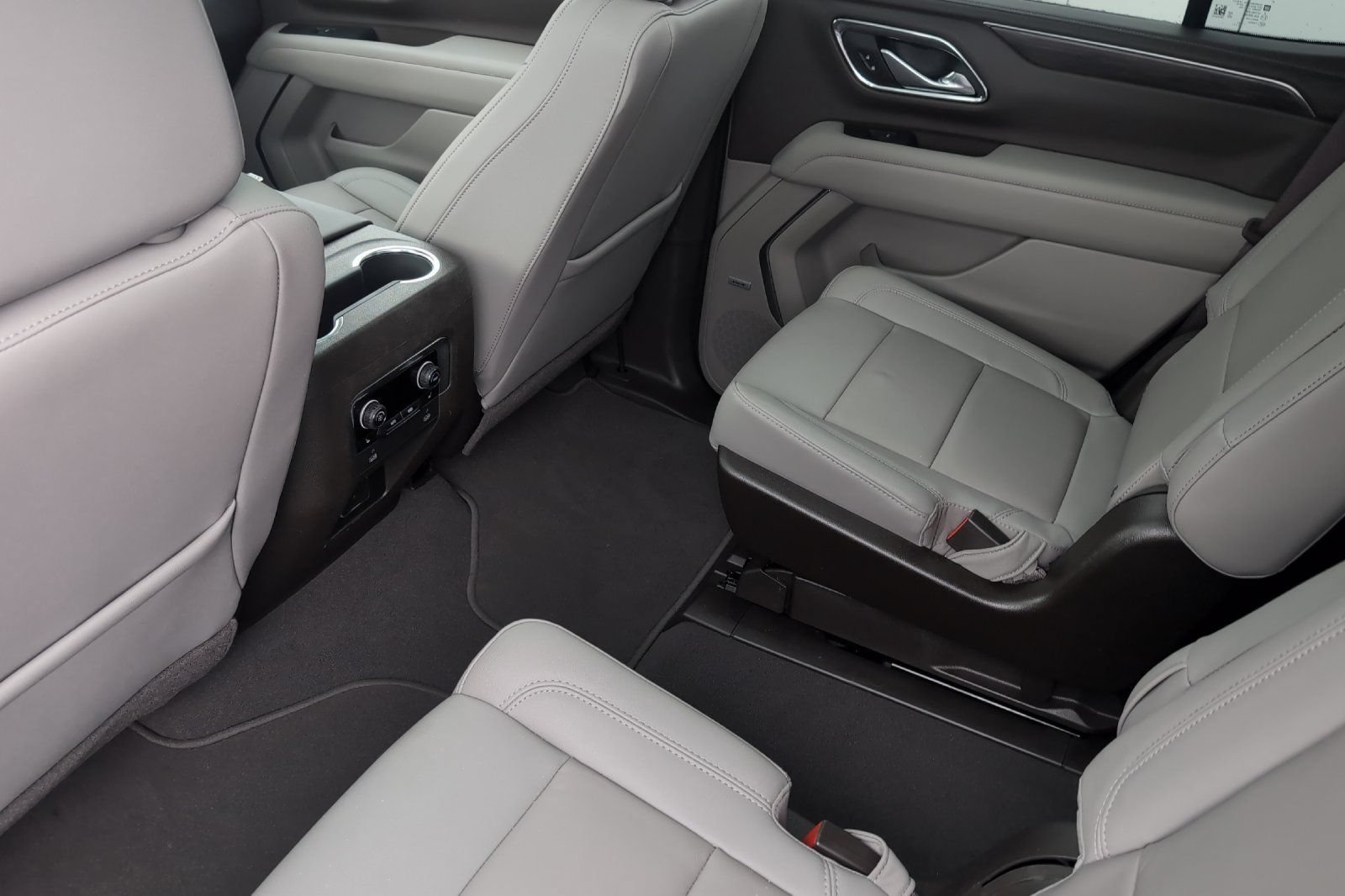 Used 2023 Dark Ash Metallic Chevrolet Z71 image 5