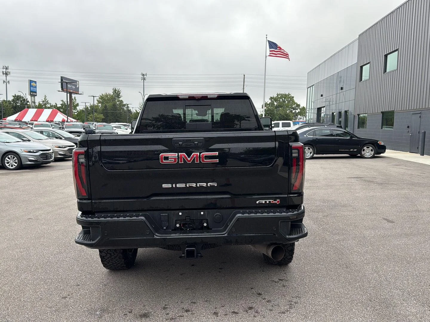 Used 2024 Onyx Black GMC AT4 image 4