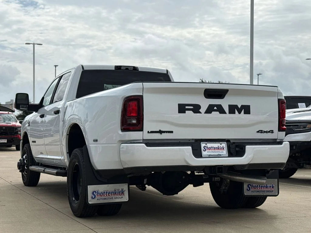 New 2026 Bright White Clear-Coat Exterior Paint RAM Big Horn image 7