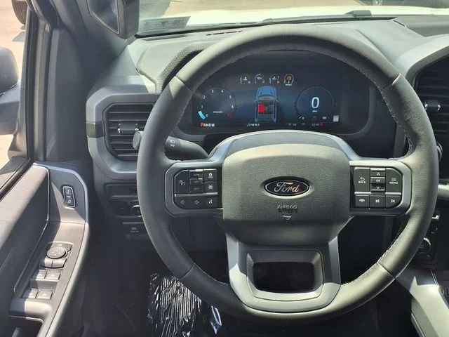 New 2026 Oxford White Ford XLT image 8