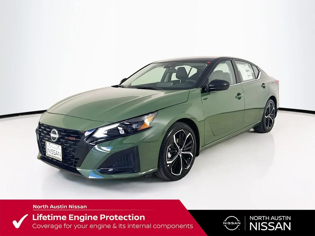 New 2026 Green Nissan 2.5 SR image 4