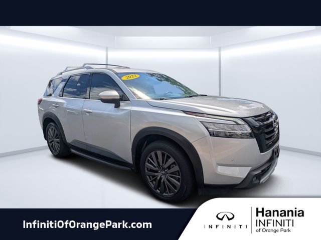 Used 2022 Silver Nissan SL image 1