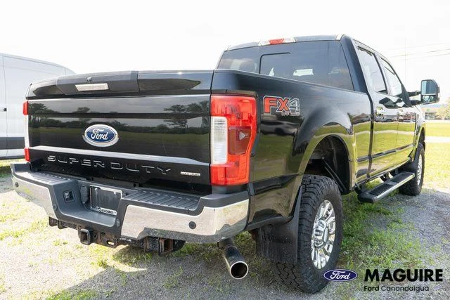 Used 2017 Black Ford XLT image 6