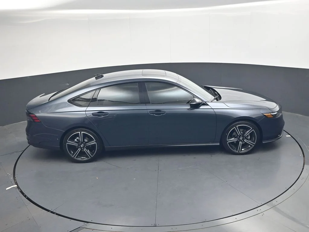 New 2026 Meteorite Gray Metallic Honda SE image 25