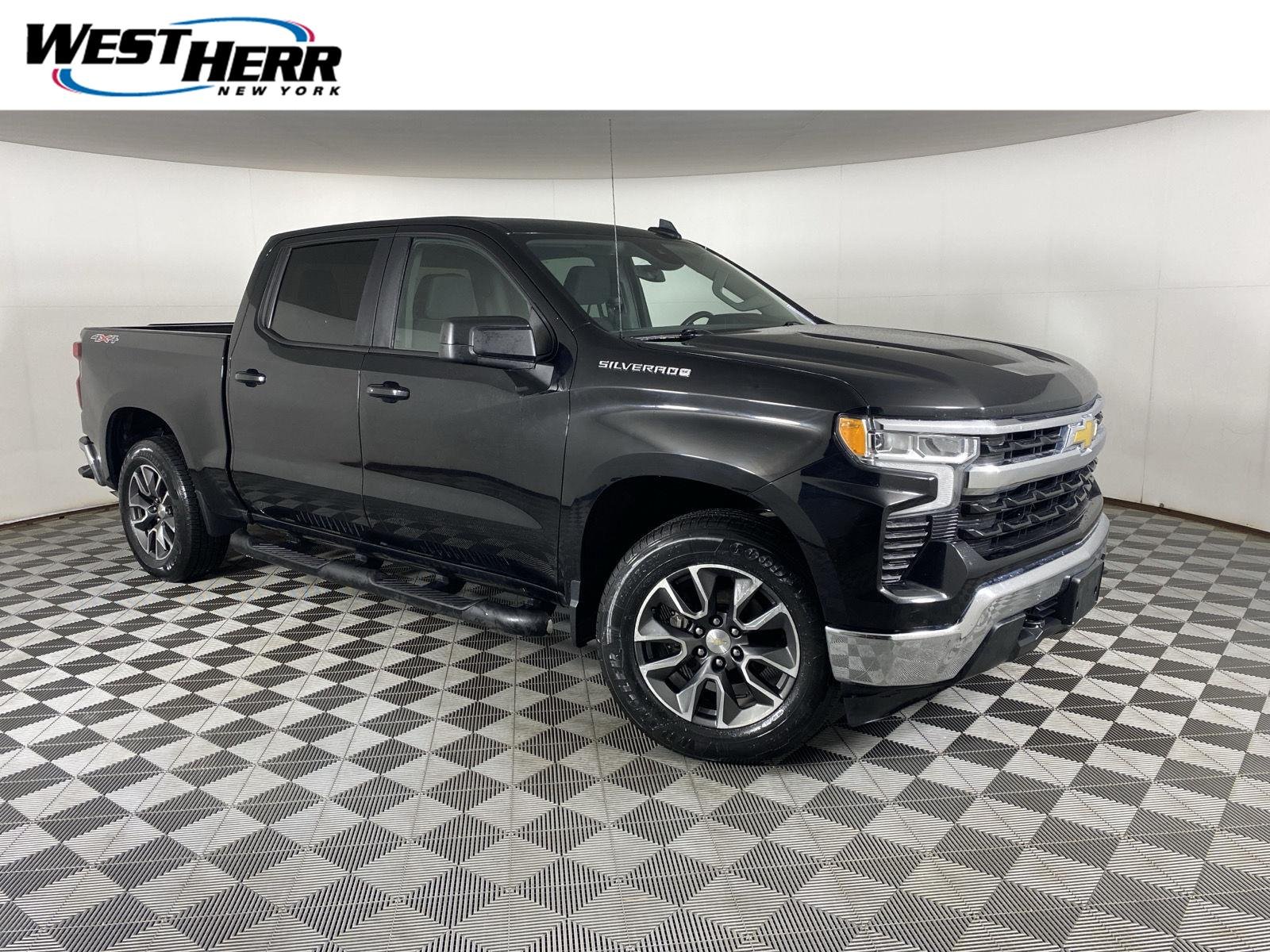 Used 2022 Black Chevrolet LT image 1