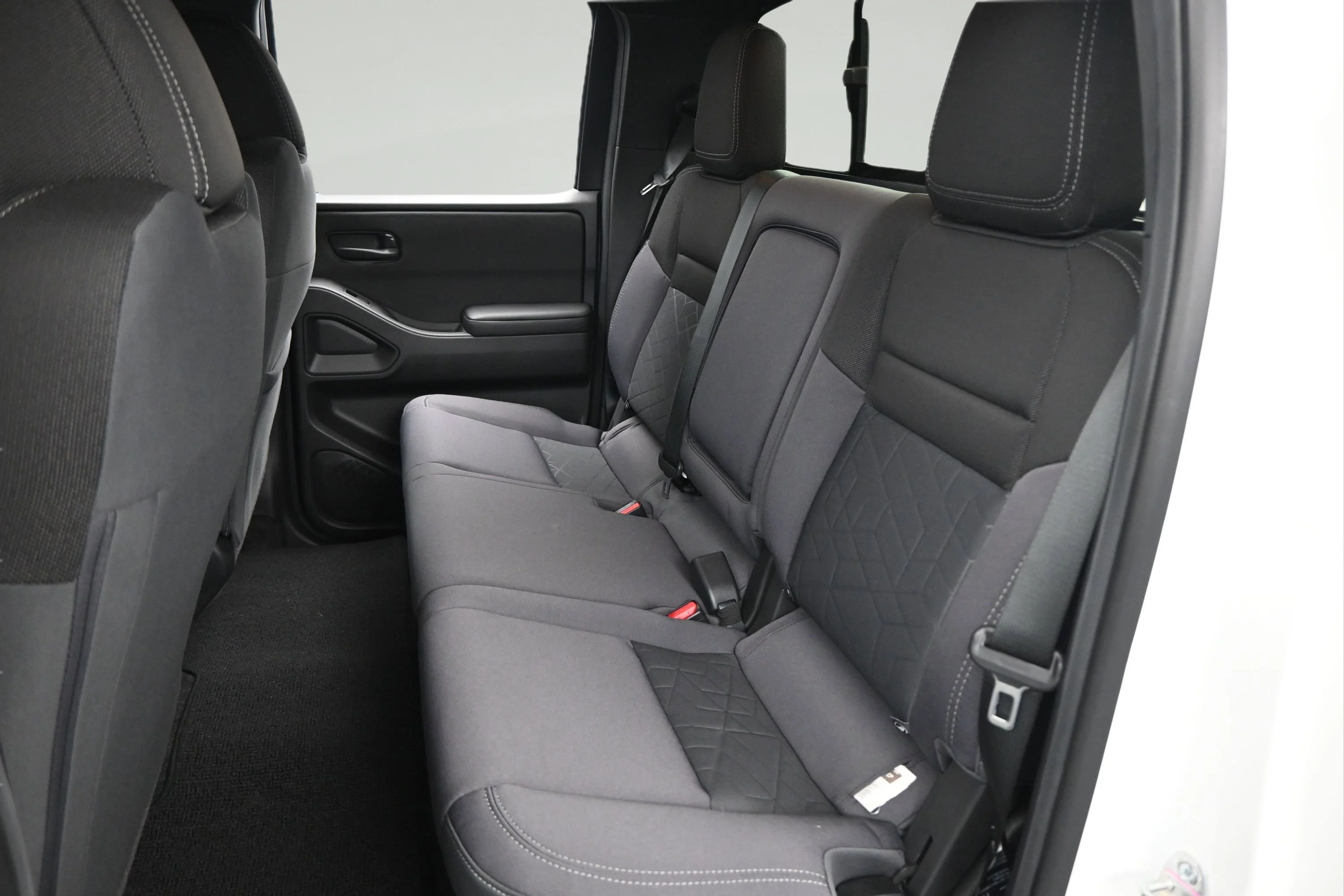 New 2026 Glacier White Nissan Crew Cab SV image 11
