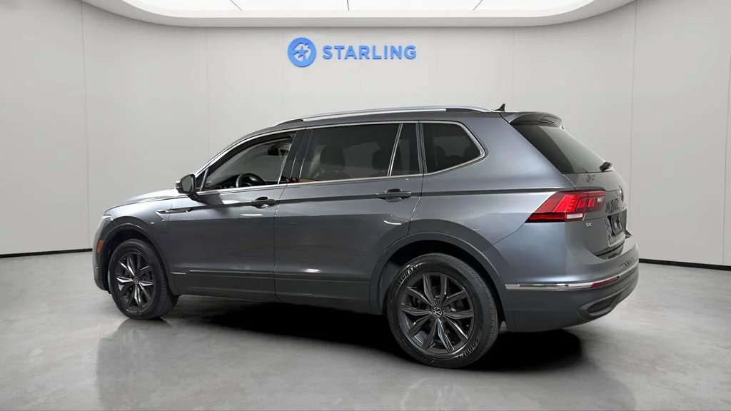 Used 2022 Gray Volkswagen 2.0T SE image 4