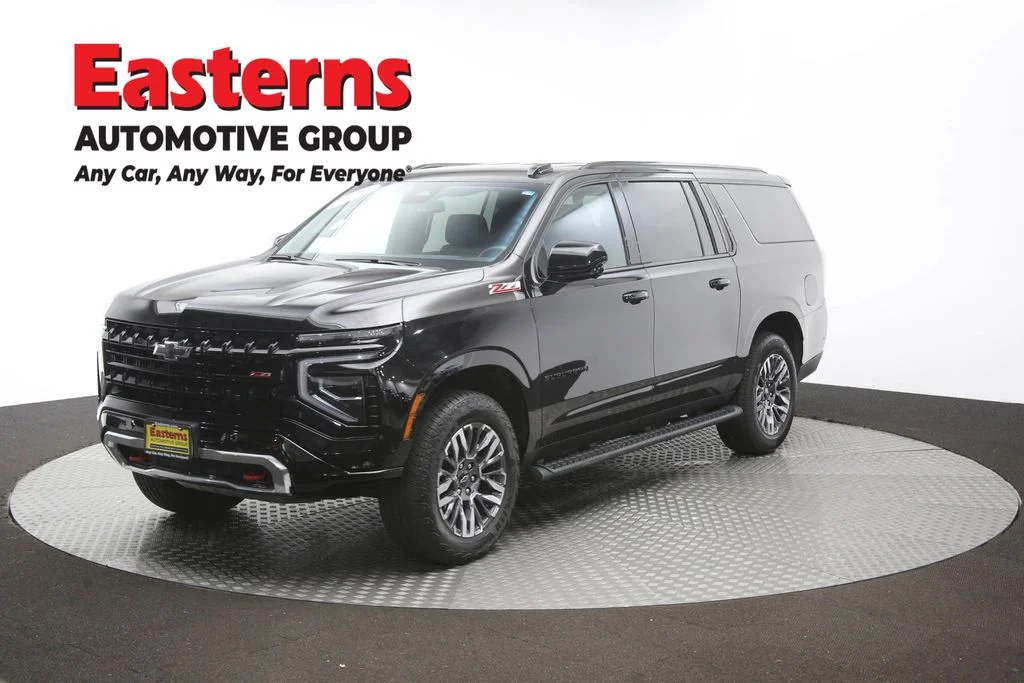 Used 2025 Black Chevrolet Z71 image 60