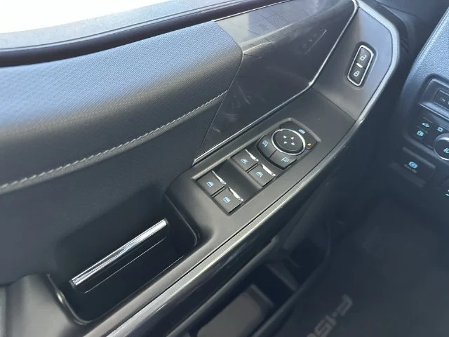 Used 2021 Gray Ford XLT image 14