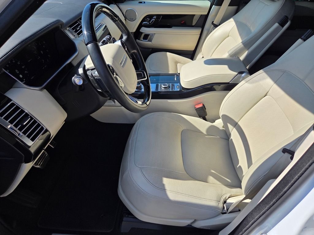 Used 2022  Land Rover Westminster image 28