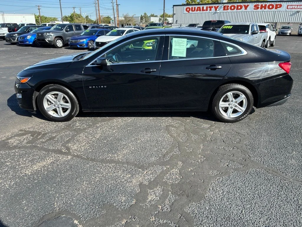 Used 2024 Black Chevrolet LT image 3