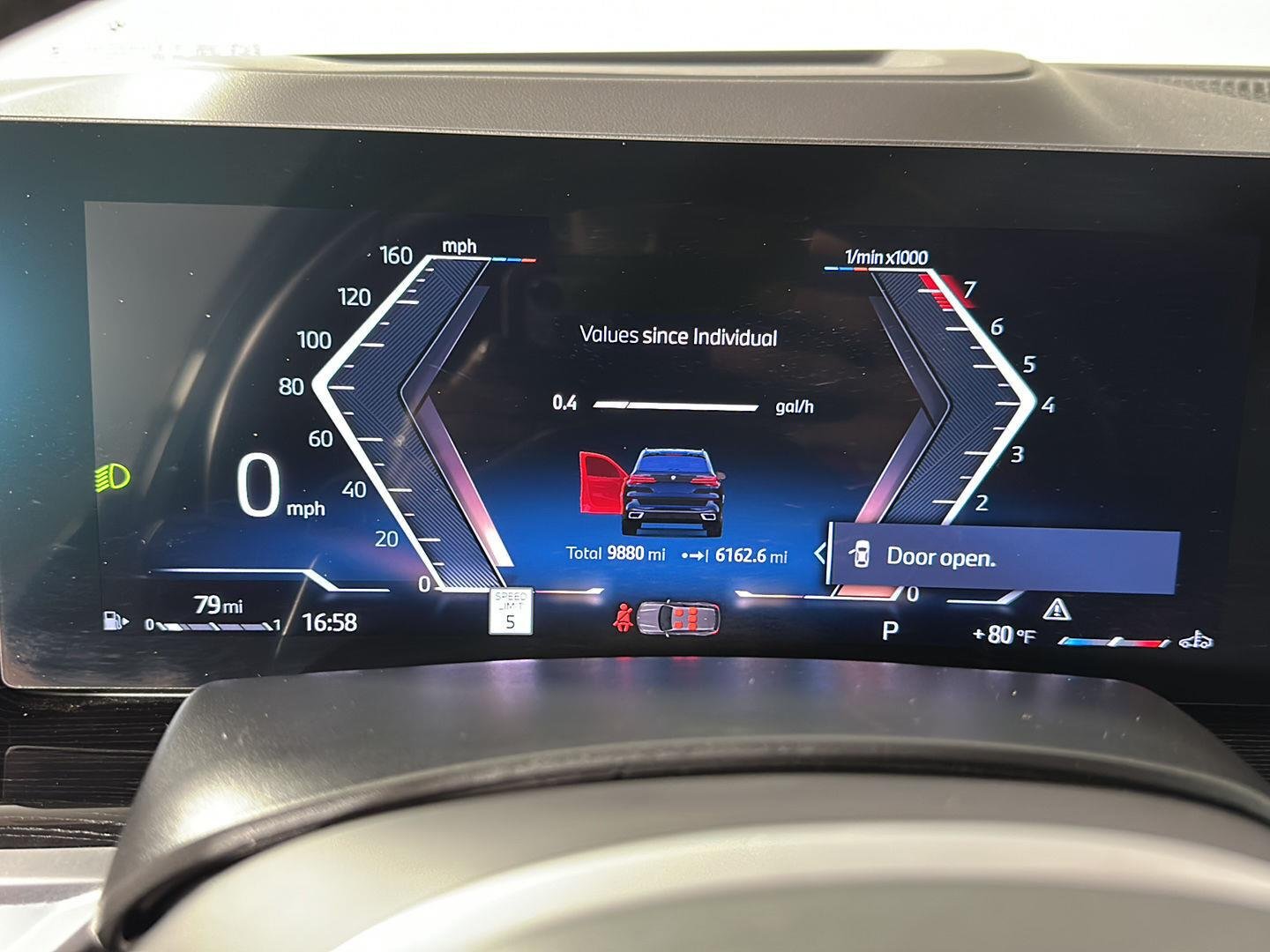 New 2026 Carbon Black Metallic BMW xDrive40i image 15