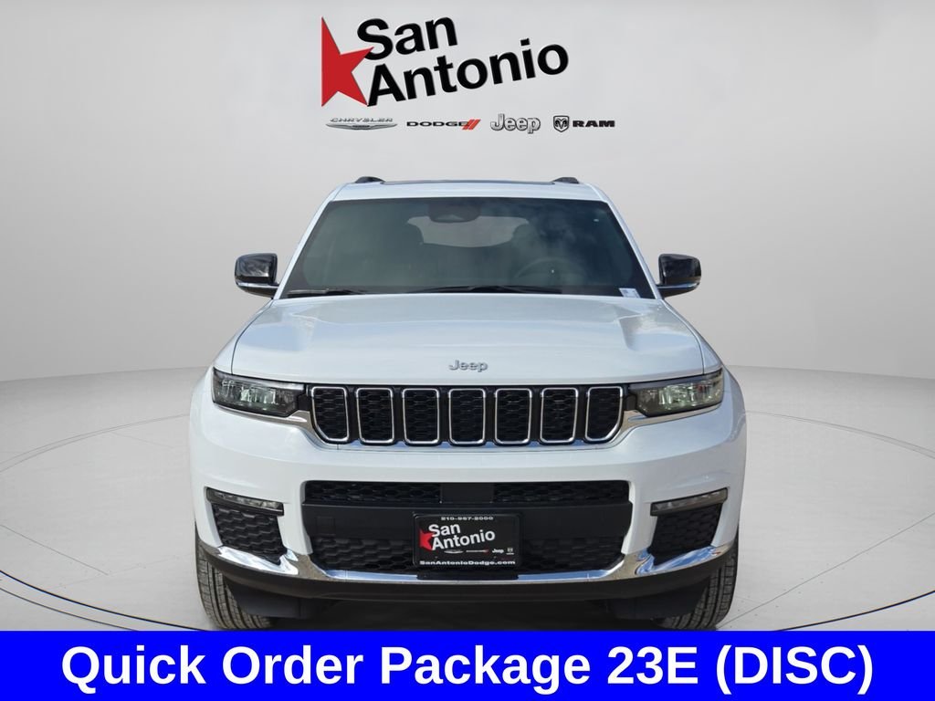 New 2025 Bright White Clear-Coat Exterior Paint Jeep Limited image 3