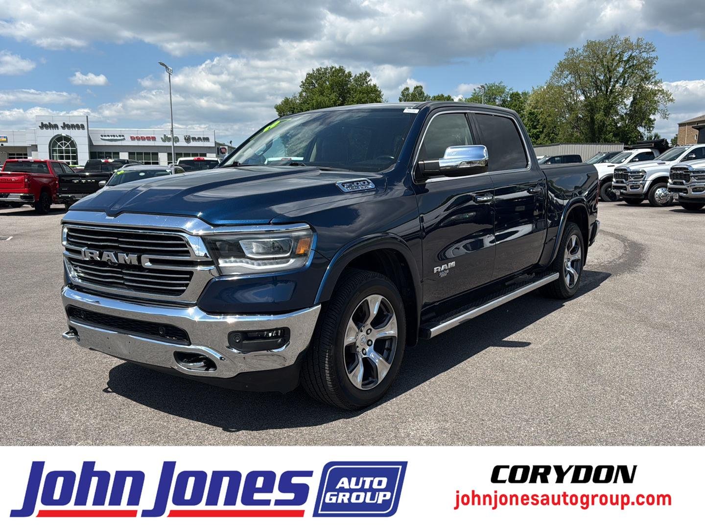 2019 RAM 1500 Laramie 4x4 Crew Cab 5'7's photo