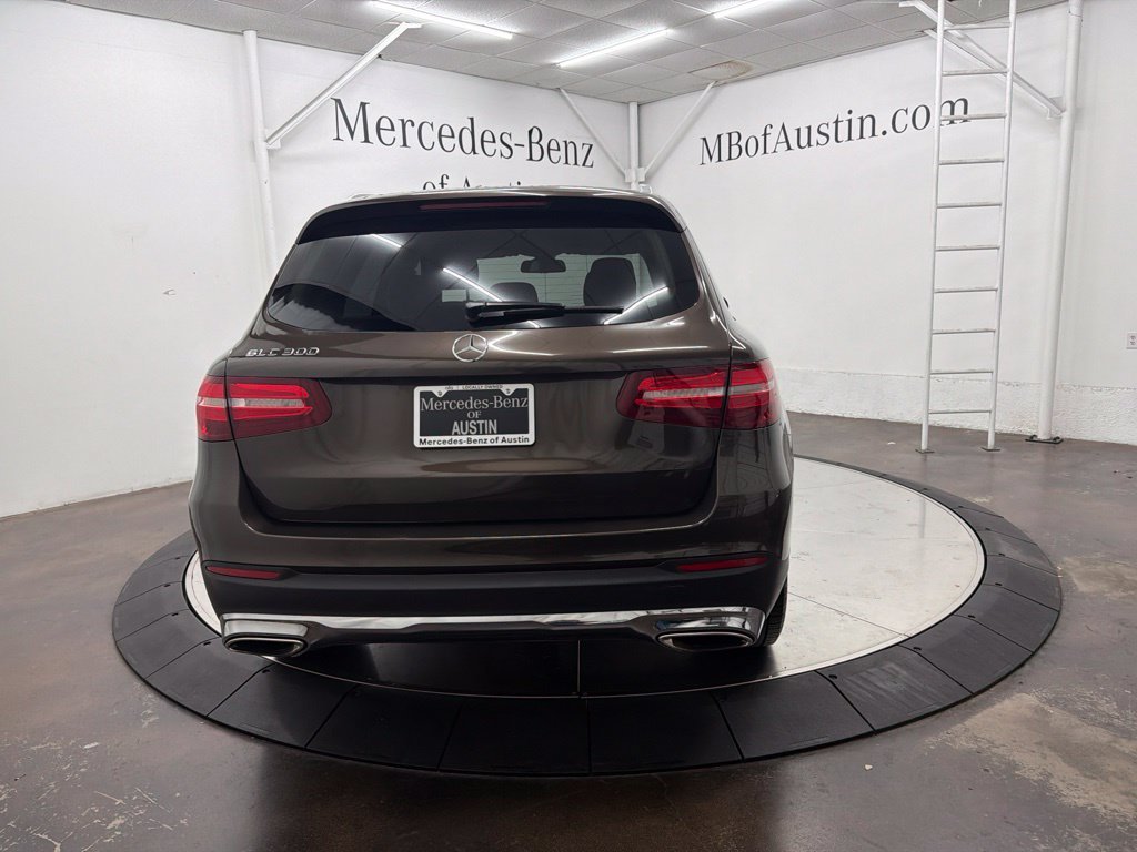 Used 2017 Brown Mercedes-Benz GLC 300 image 6