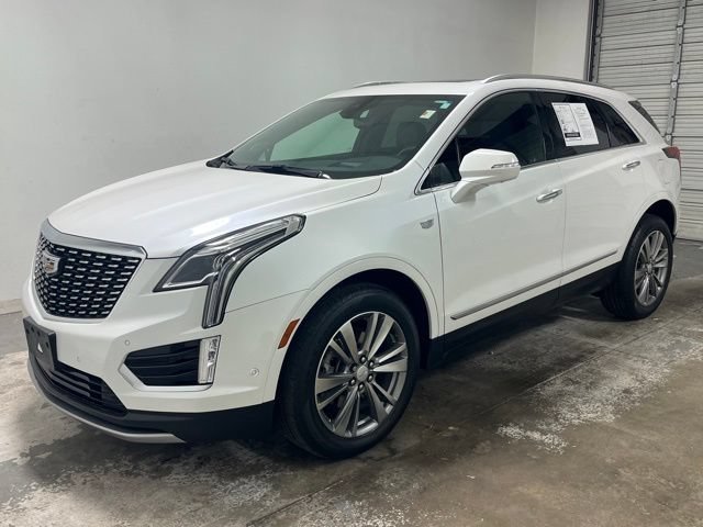Used 2022 Crystal White Tricoat Cadillac Premium Luxury image 9