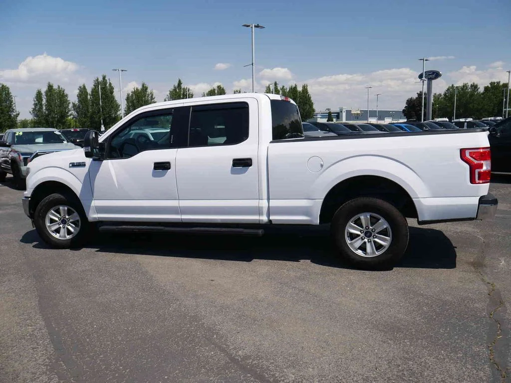 Used 2019 White Ford XLT image 18