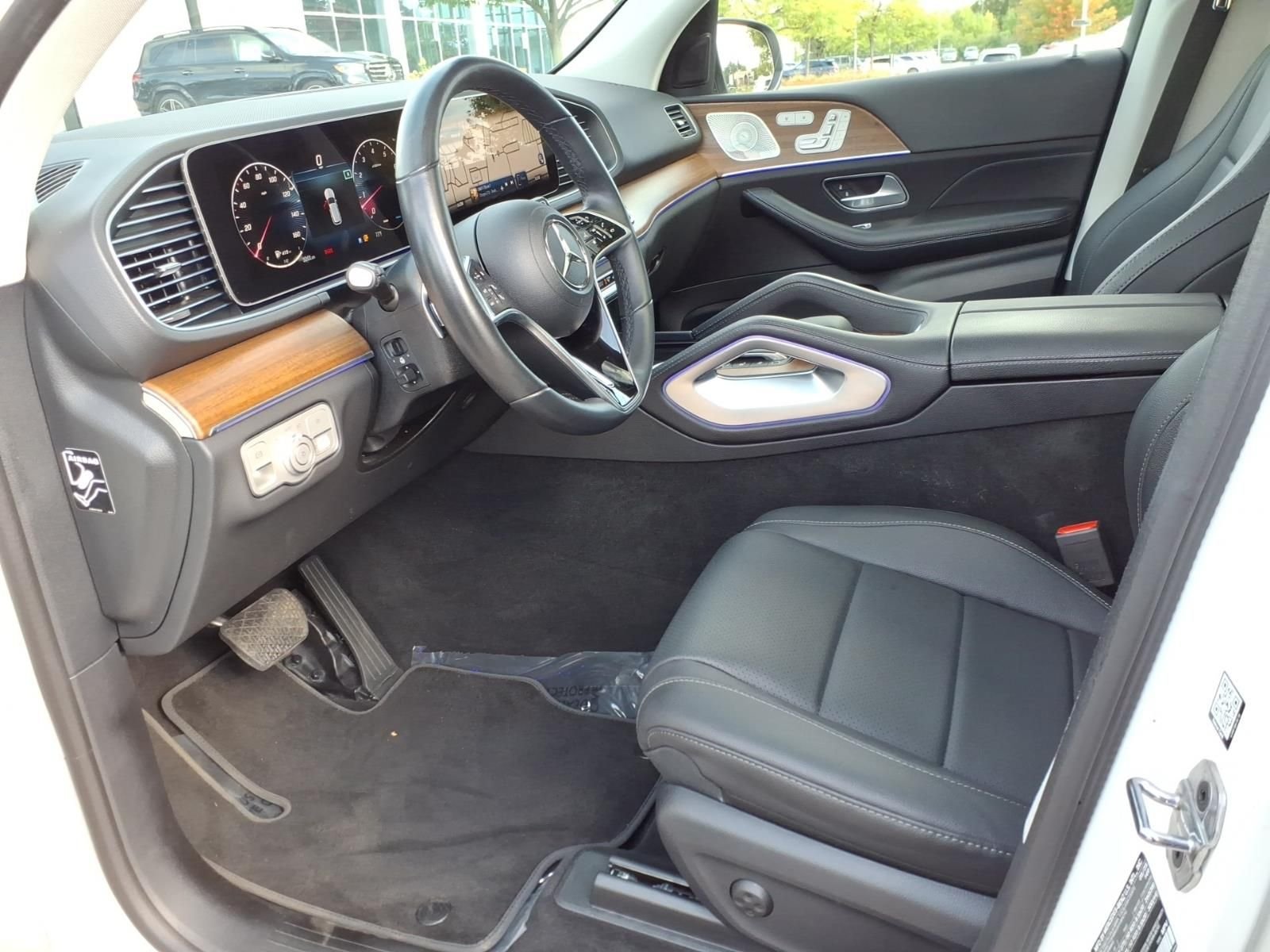Certified Used 2025  Mercedes-Benz GLE 350 image 11