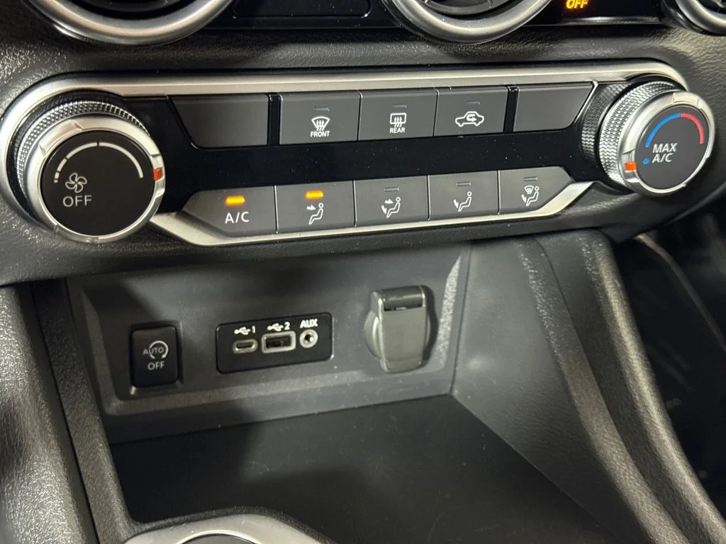 Used 2024 White Nissan SV image 22