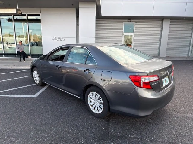 Used 2012 Gray Toyota LE image 4