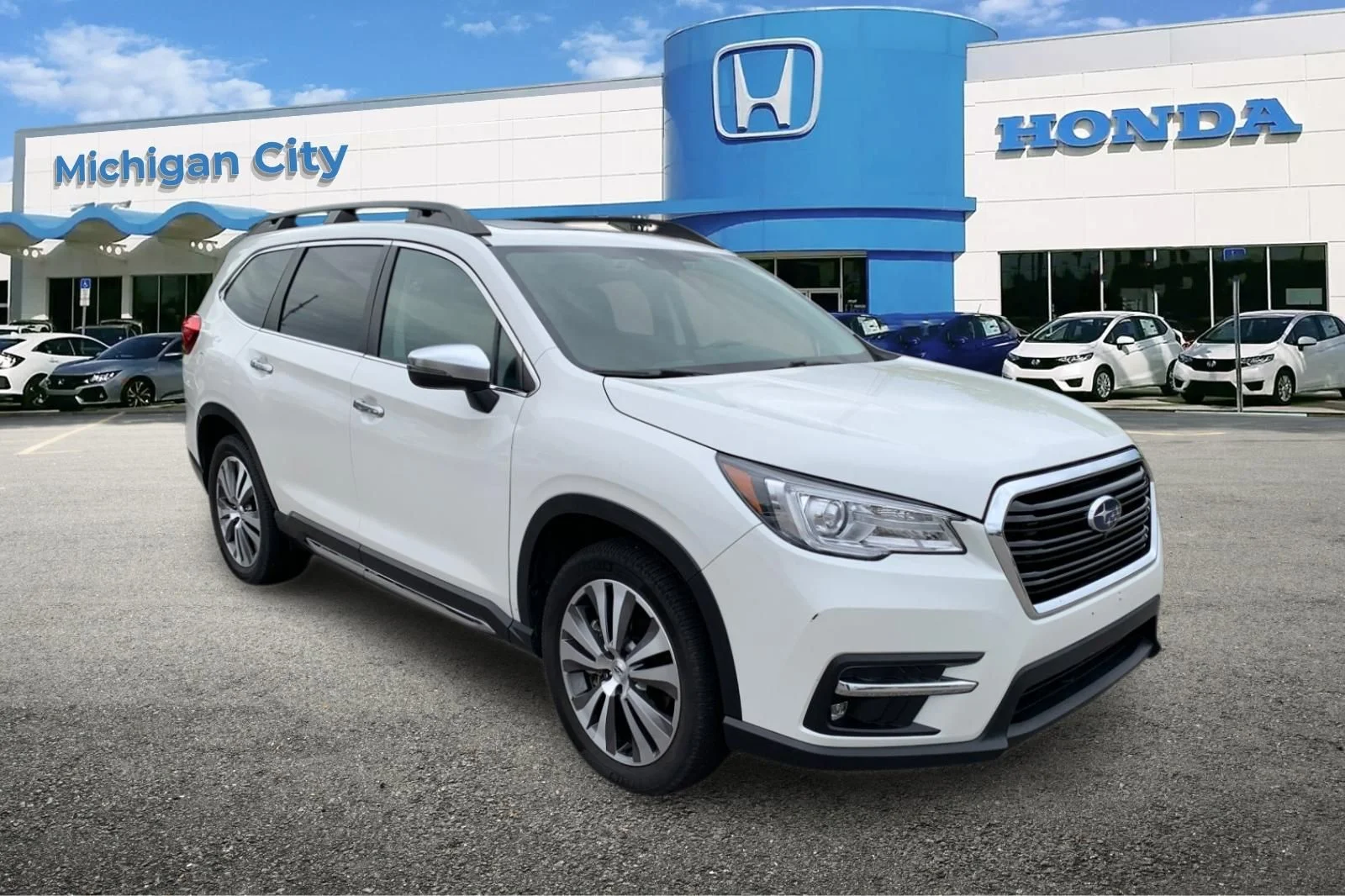 Used 2022 White Subaru Touring image 7
