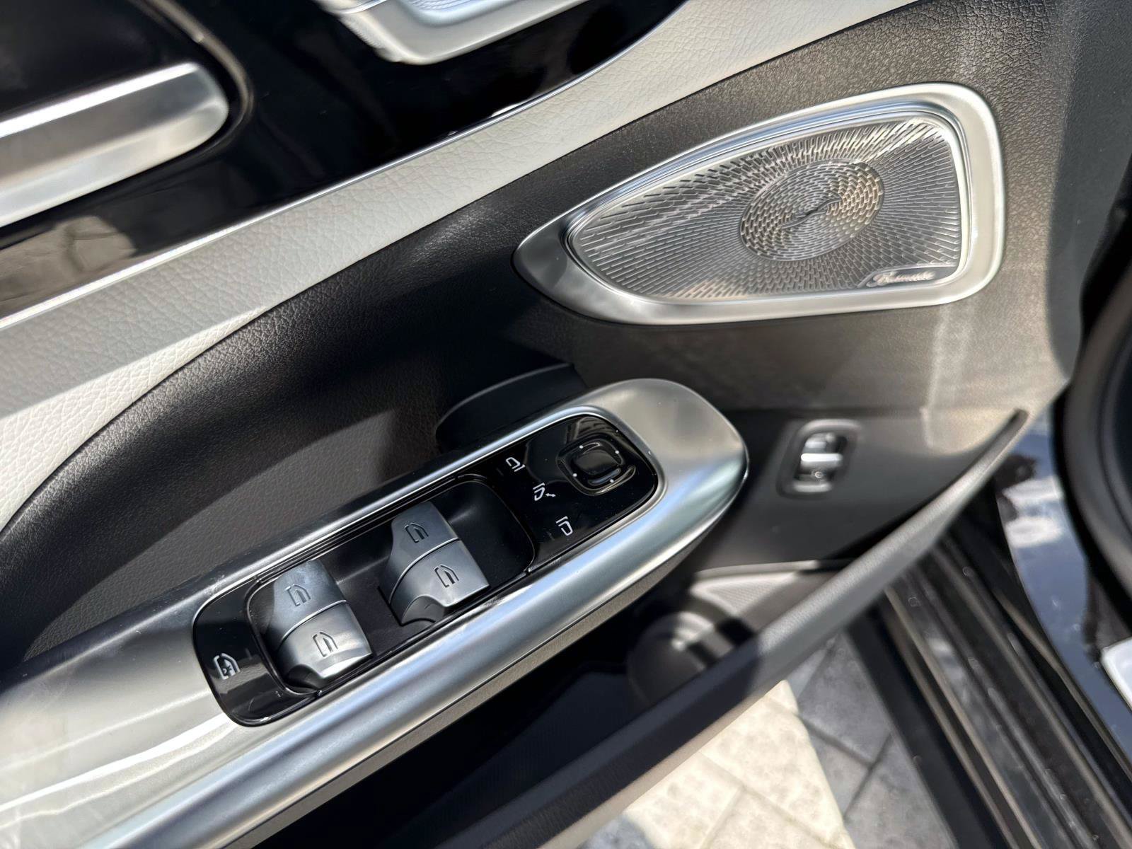 New 2026 Black Mercedes-Benz C 300 Sedan image 18