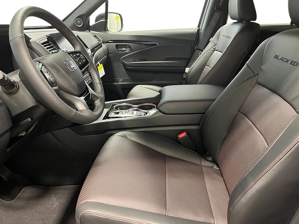 New 2026 Sonic Gray Pearl Honda Black Edition image 17