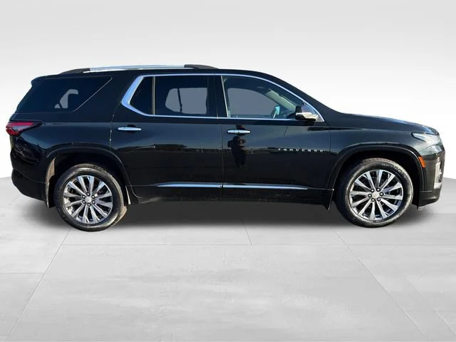 Used 2022 MOSAIC BLACK METALLIC Chevrolet Premier image 8