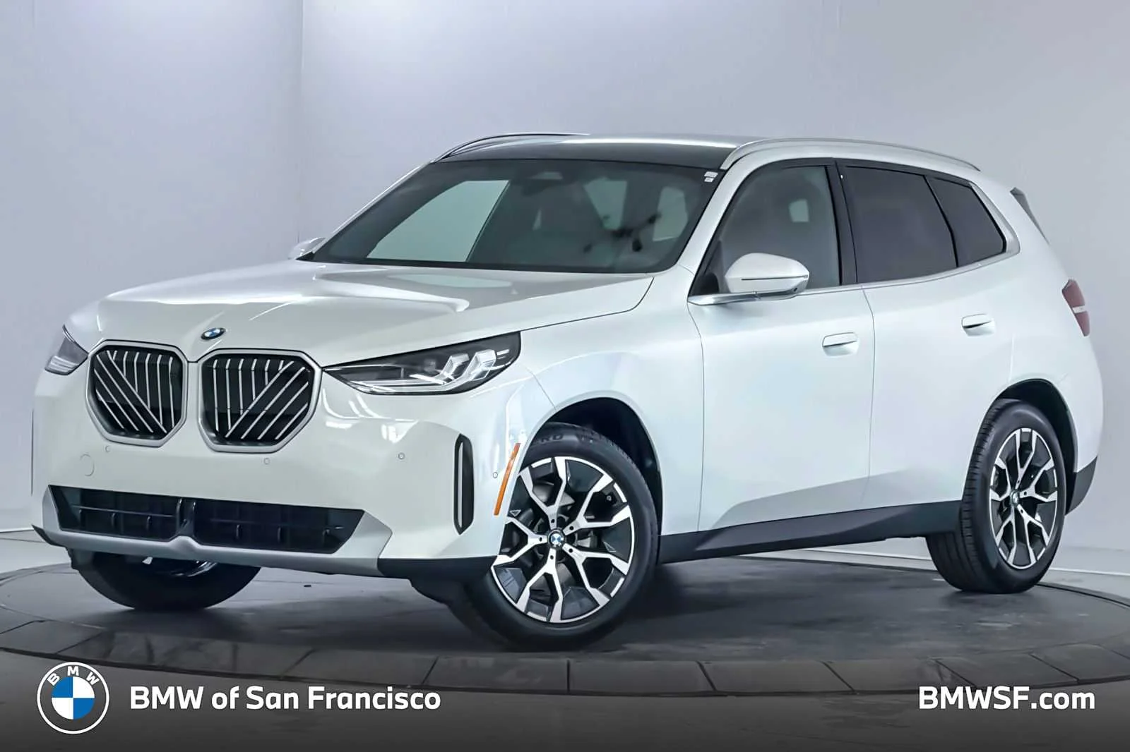 2026 BMW X3 30 XDRIVE's photo