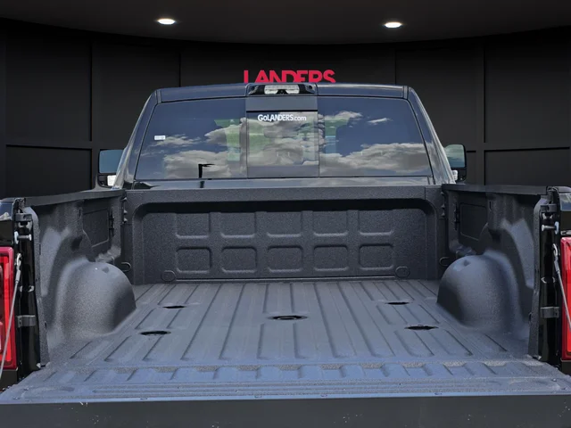 2025 RAM 3500 Limited - Photo 8