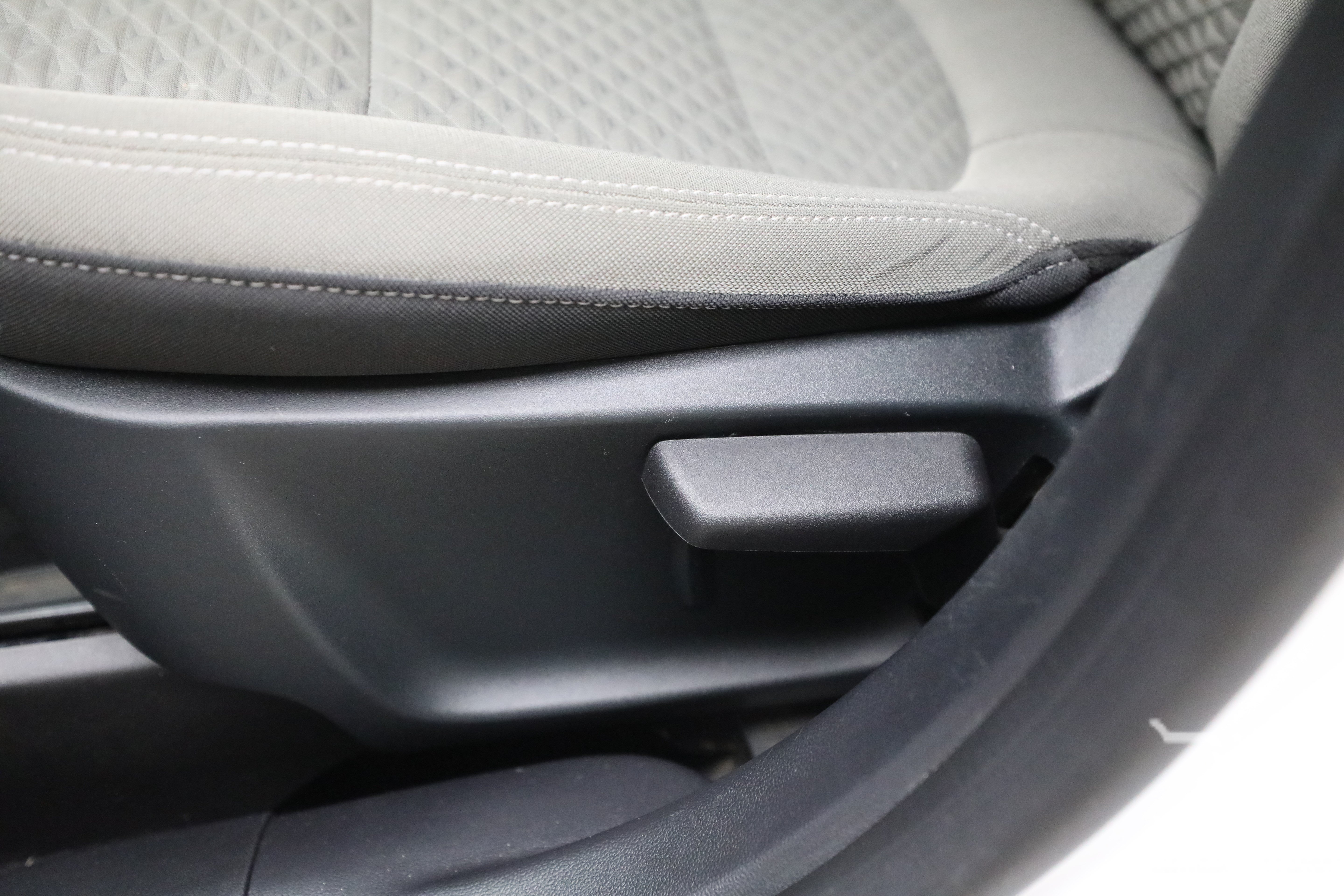 Used 2022 Oxford White Ford Y image 14