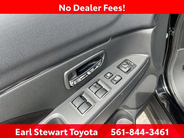 Used 2024 Black Mitsubishi 2.0 LE image 23