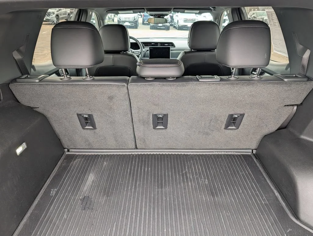 2026 GMC Terrain AT4 - Photo 6