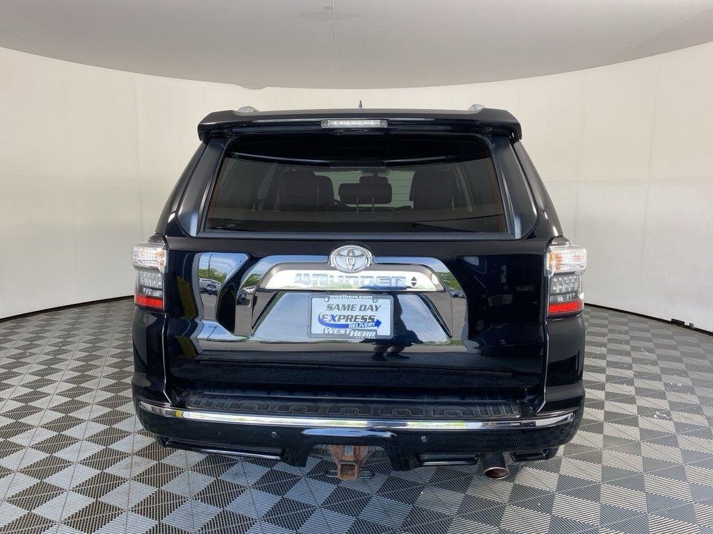 Used 2016 Midnight Black Metallic Toyota Limited image 4