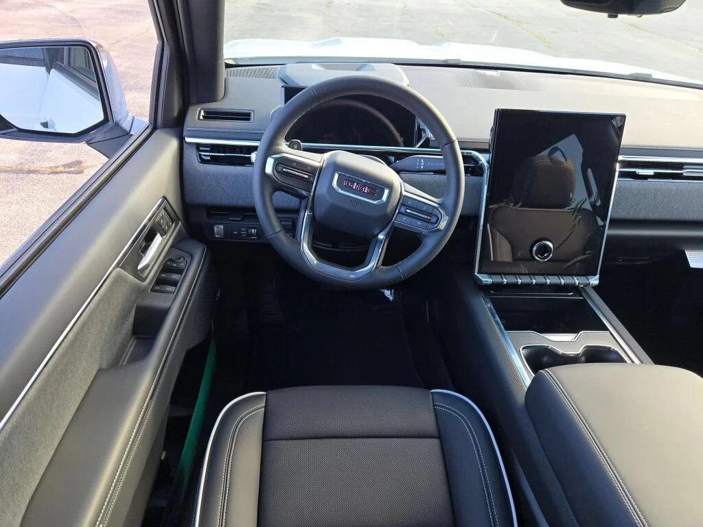 New 2026 Summit White GMC Elevation Extended Range image 17