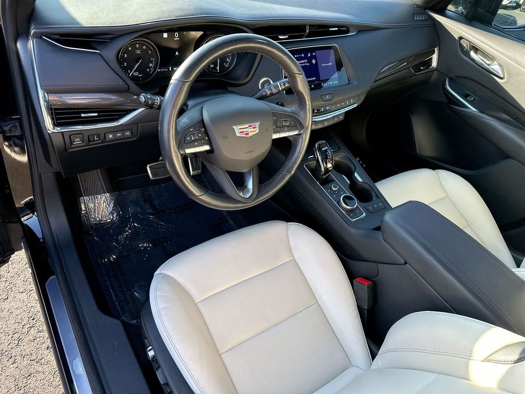 Used 2023 Black Cadillac Sport image 3