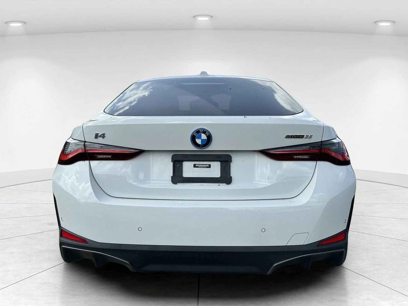 Certified Used 2023 Alpine White BMW eDrive35 image 6