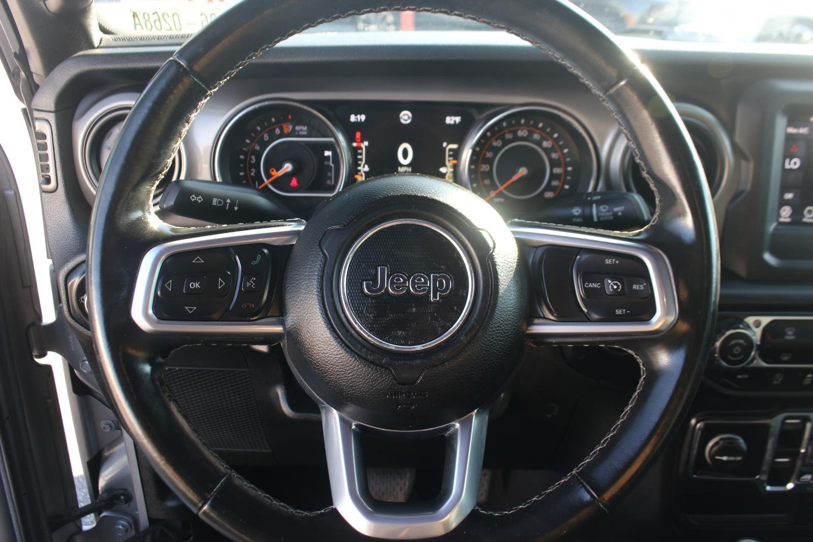 Used 2020 Silver Jeep Sport S image 18