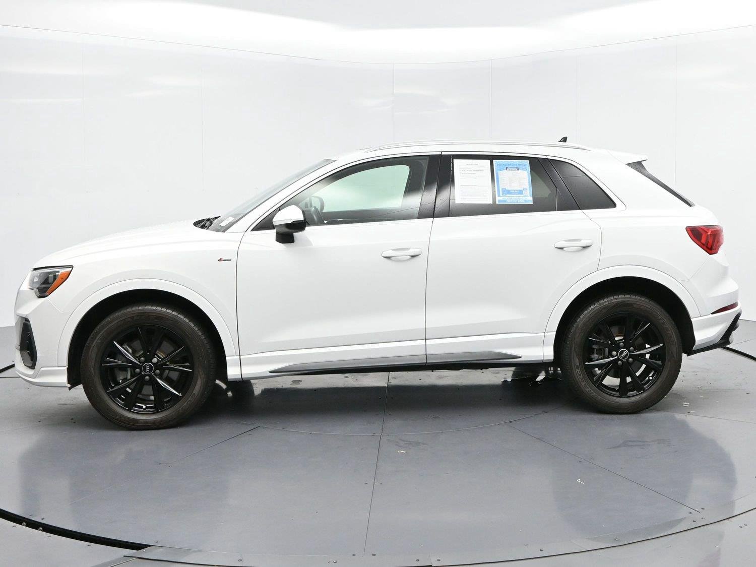 Used 2021 Ibis White Audi S line Premium image 4