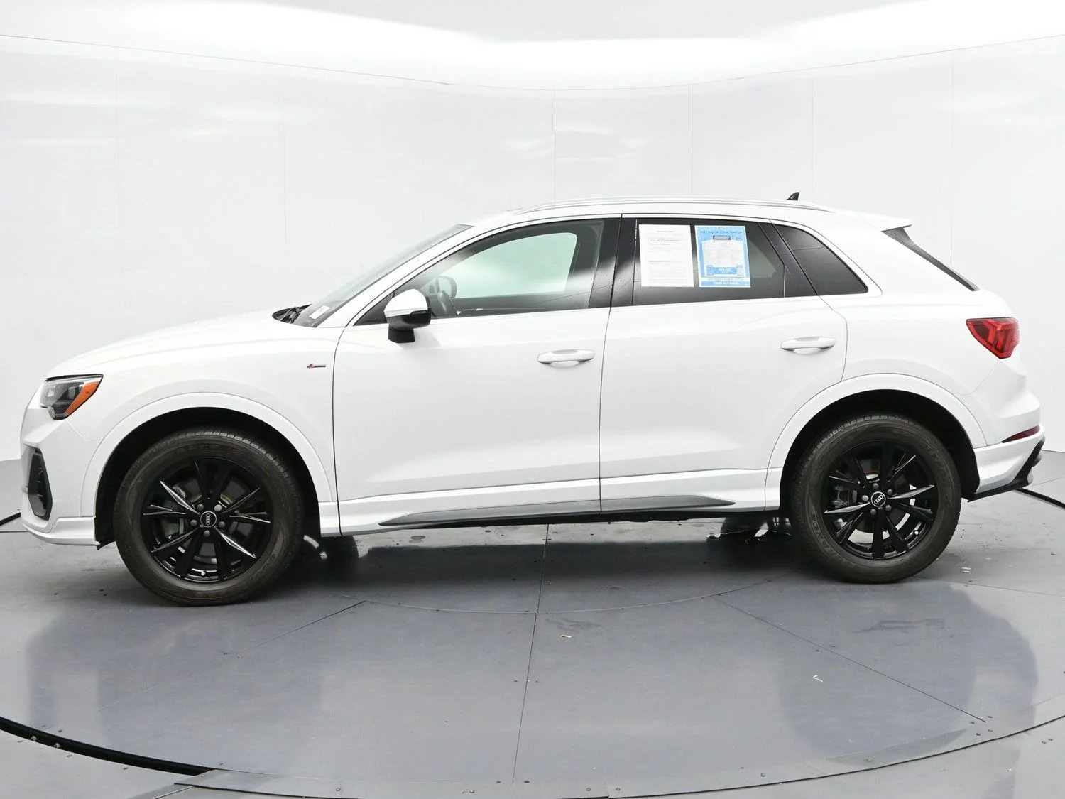 Used 2021 Ibis White Audi S line Premium image 4
