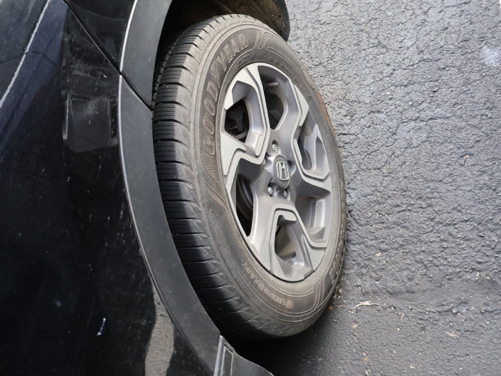 Used 2018 Black Honda EX-L image 12