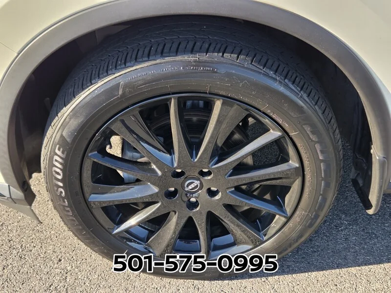 Used 2023 Pearl White NISSAN FWD SV image 19