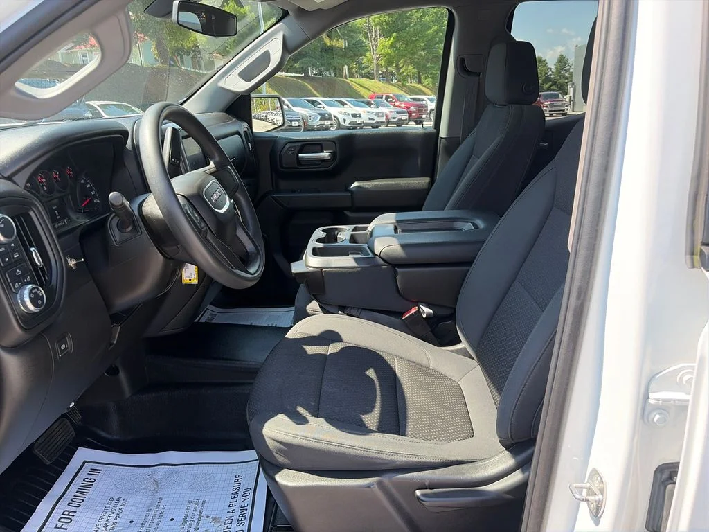 Used 2021 Summit White GMC Base image 10