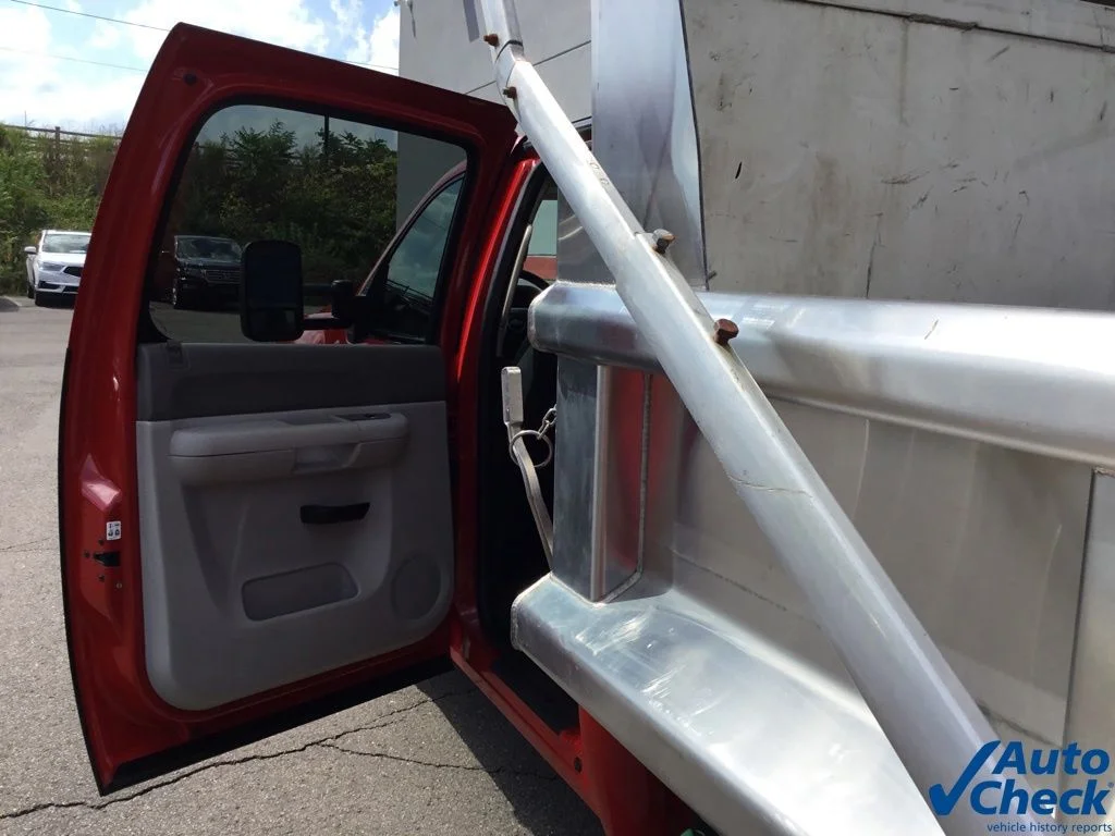 Used 2013 Red Chevrolet Work Truck image 30