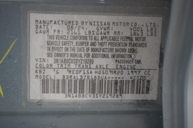 Used 2025  Nissan SV image 29