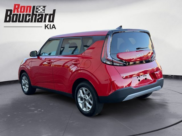 Certified Used 2024 Red Kia LX image 4